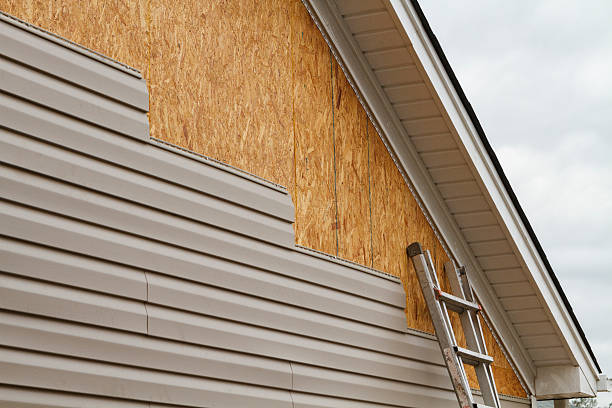Professional Emergency Siding Repair technician working in West Point, NY